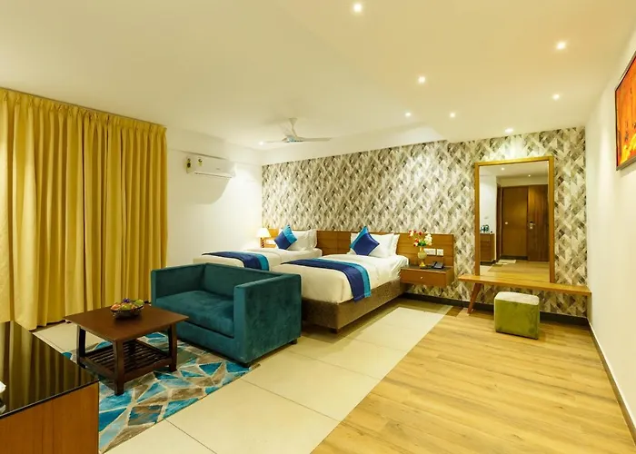 Royal Ace Boutique Hotel